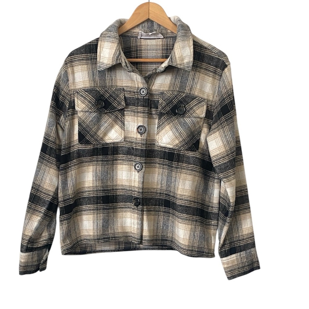 BB Dakota women's boxy "shacket" (shirt jacket) Plaid Flannel Jacket size Medium